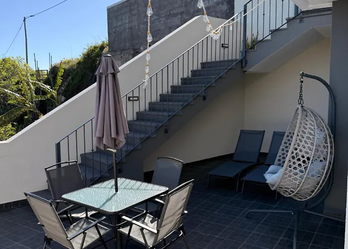 The Barreto's Clive Ponta do Sol (Madeira)